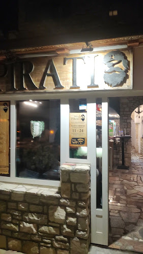 Opinii despre Pirati Restaurant în Umag - Gastronomija i ugostiteljstvo