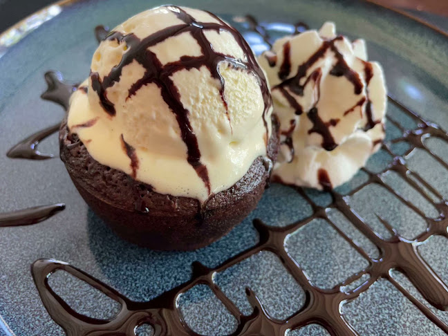 Opinii despre Bistro Pizzeria Paris în Kostrena - Gastronomija i ugostiteljstvo