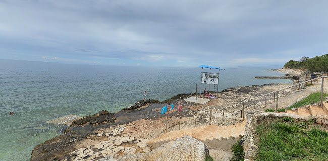 Macumba Beach Club & Grill - Mareda