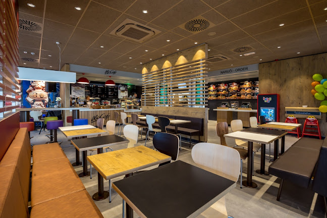 McDonald's Slavonski Brod - Gastronomija i ugostiteljstvo