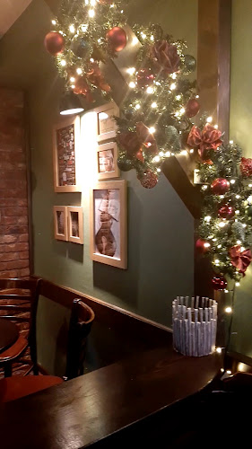 Opinii despre Rock Caffe "Enigma" în Zagreb - Gastronomija i ugostiteljstvo