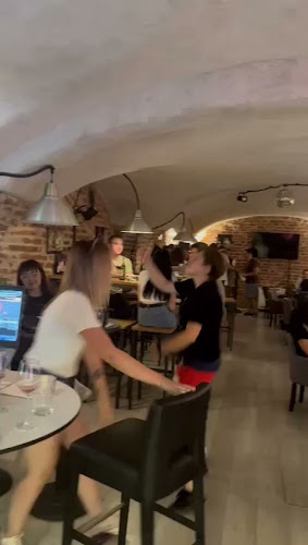 Opinii despre Caffe bar The BRICK în Virovitica - Gastronomija i ugostiteljstvo