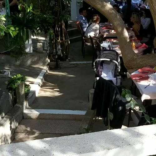 Opinii despre Faria - Garden & terrace / Restaurant & Pizza în Hvar - Gastronomija i ugostiteljstvo