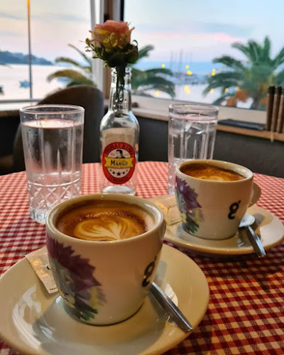 Comentarii opinii despre Caffe Porco Rosso