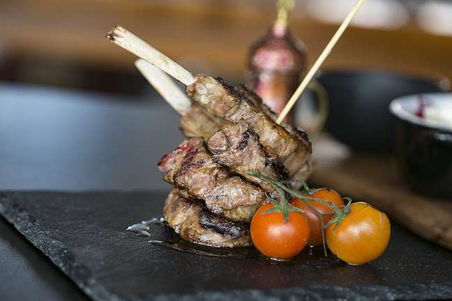 Taj Mahal hotel Lero - Gastronomija i ugostiteljstvo