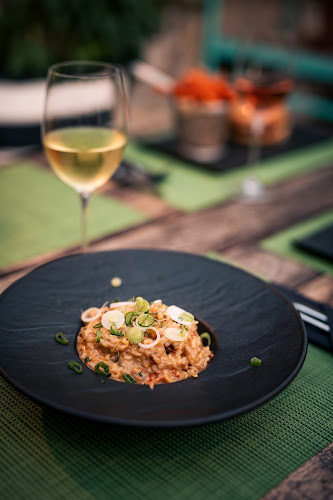 Opinii despre Urban & Veggie - Vegan Restaurant Dubrovnik în Dubrovnik - Gastronomija i ugostiteljstvo