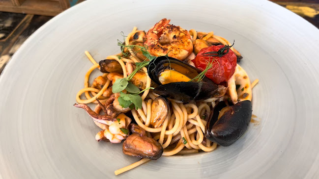 Opinii despre Bistro Bon appetit în Dubrovnik - Gastronomija i ugostiteljstvo