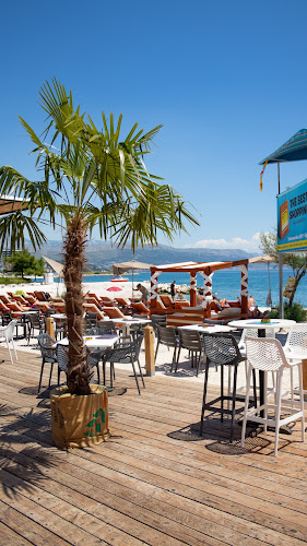 Opinii despre Monkey Lounge & Beach bar Žnjan în Split - Gastronomija i ugostiteljstvo