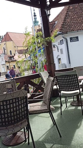 Opinii despre Caffe bar Tom în Samobor - Gastronomija i ugostiteljstvo