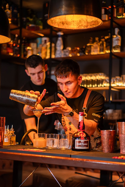 COLONNA cocktail bar