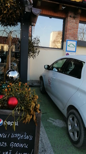 Restoran - Pizzeria 4M - Gastronomija i ugostiteljstvo