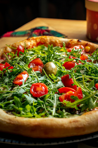 Pizza Place Destino - Gastronomija i ugostiteljstvo