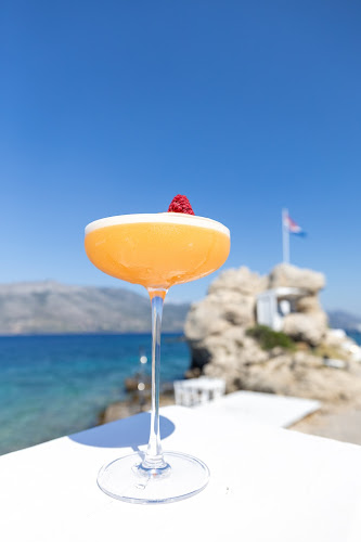 Moro beach Stupe - Gastronomija i ugostiteljstvo