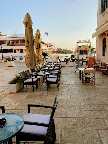 Caffe bar Tamaris Vis