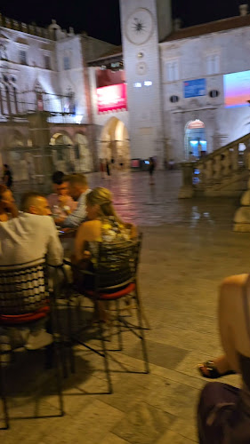 La Bodega Dubrovnik sushi & burger bar