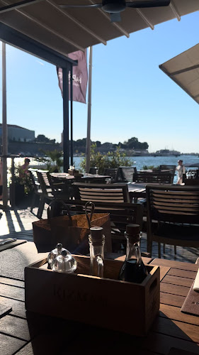 Obala kneza Branimira 6A, 23000, Zadar