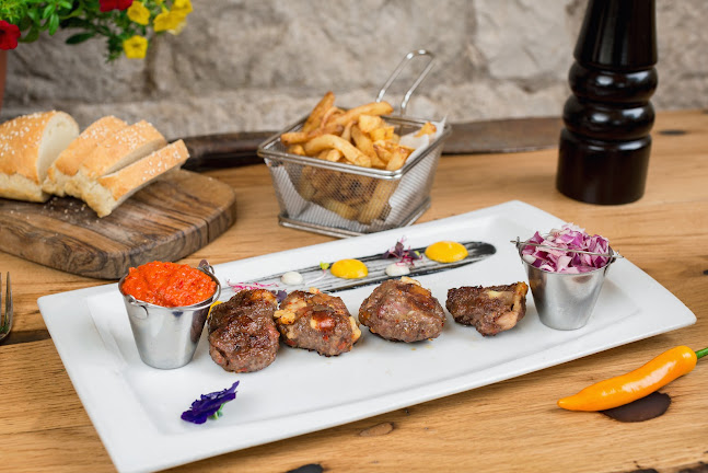 Opinii despre Konoba Lucac (zatvoreno) în Split - Gastronomija i ugostiteljstvo