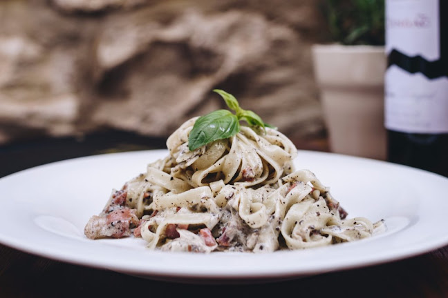 Comentarii opinii despre Amfora buffet-pizzeria