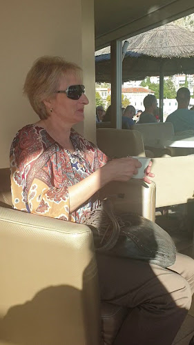 Opinii despre Cocktail bar "Dal Mare" în Omiš - Gastronomija i ugostiteljstvo