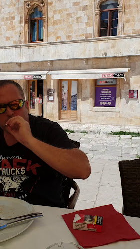 Opinii despre Pizzeria Rocco în Stari Grad - Gastronomija i ugostiteljstvo