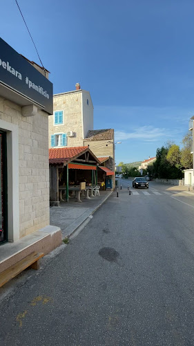 PEKARA BETINA - Betina