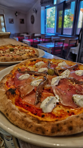 Opinii despre Pizzeria Orhideja în Žminj - Gastronomija i ugostiteljstvo