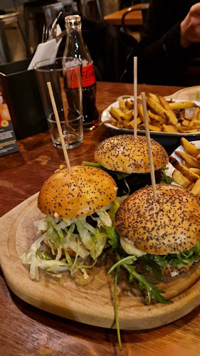 Opinii despre Submarine Burger Frankopanska în Zagreb - Gastronomija i ugostiteljstvo