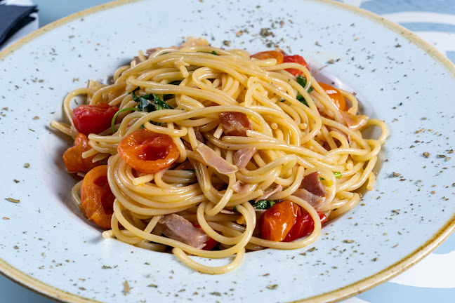 Pizza Place Destino - Gastronomija i ugostiteljstvo