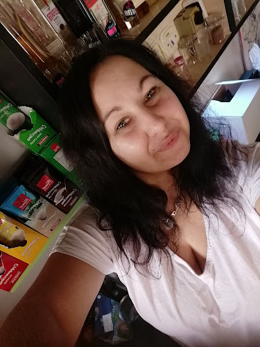 Caffe Bar Full - Gastronomija i ugostiteljstvo