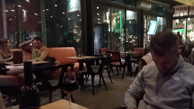 Opinii despre Brooklyn, Caffe Bar în Osijek - Gastronomija i ugostiteljstvo