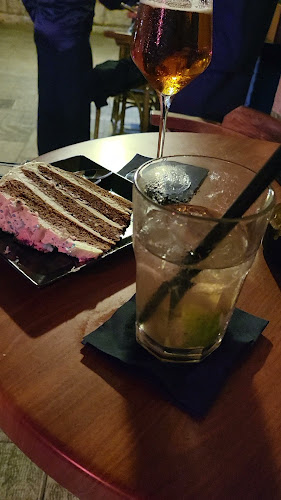 La Bodega Dubrovnik sushi & burger bar - Gastronomija i ugostiteljstvo