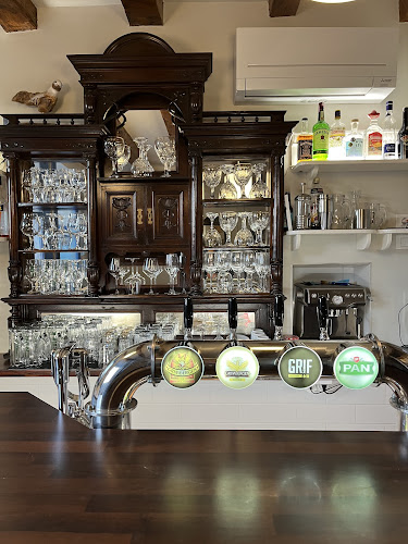 Ul. Viškog Skupa 2, 21480, Vis