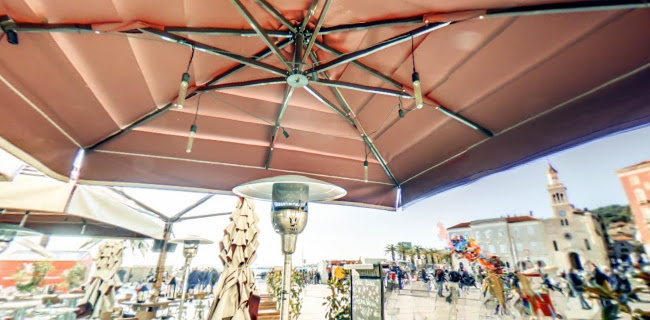 Obala Hrvatskog narodnog preporoda 5, 21000, Split