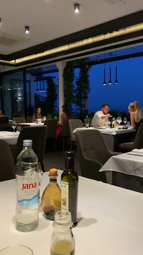 Opinii despre Kadena în Split - Gastronomija i ugostiteljstvo