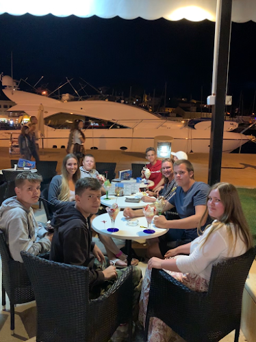 Opinii despre Mocca în Mali Lošinj - Gastronomija i ugostiteljstvo