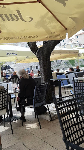 Opinii despre Felix Caffe Bar în Rab - Gastronomija i ugostiteljstvo