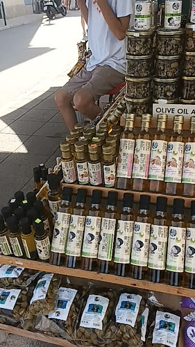 Gradska tržnica u Rovinju - Gastronomija i ugostiteljstvo