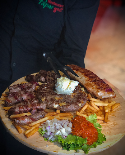 Ul. Vladimira Nazora 1B, 21300, Makarska