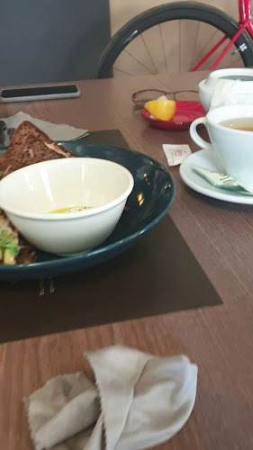 Comentarii opinii despre Bonk Coffeeshop & Bikeshop