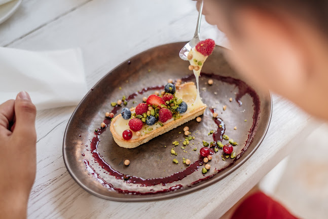 Opinii despre Moro beach Stupe în Korčula - Gastronomija i ugostiteljstvo