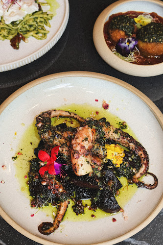 Trg Žrtava Fašizma 1, 10000, Zagreb