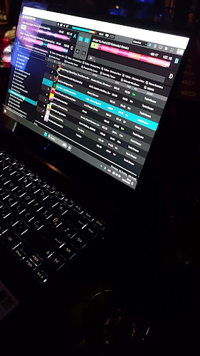 VR9V+7X, Danteov trg 1, 52100, Pula