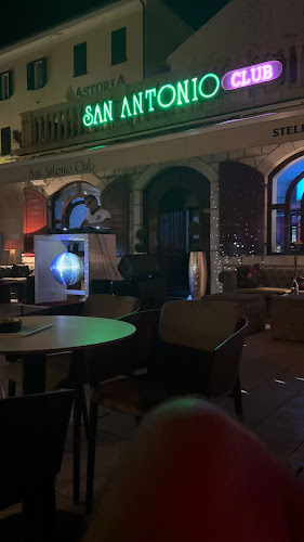 Trg Municipium Arba 4, 51280, Rab