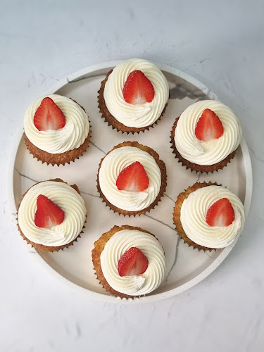 Opinii despre I BAKE YOU TAKE în Makarska - Gastronomija i ugostiteljstvo