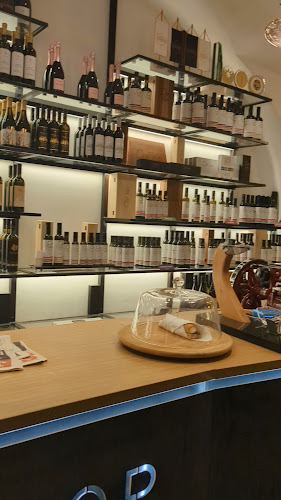 Opinii despre Oio Vivo & WINE în Zagreb - Gastronomija i ugostiteljstvo