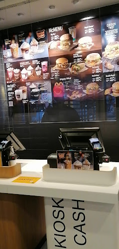 Opinii despre McDonald’s Pothodnik în Zagreb - Gastronomija i ugostiteljstvo