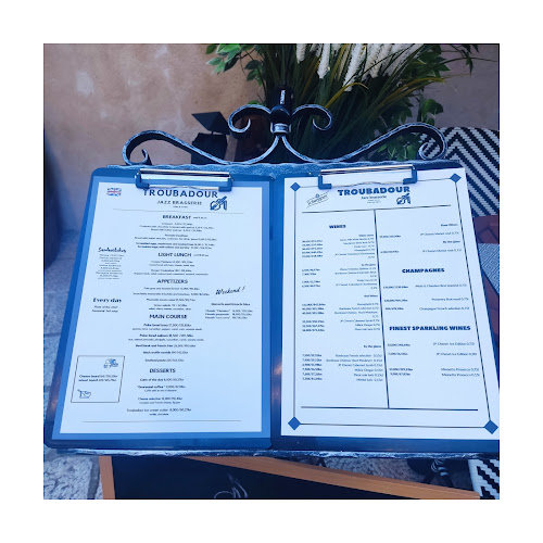 Opinii despre Troubadour Jazz Brasserie în Dubrovnik - Gastronomija i ugostiteljstvo