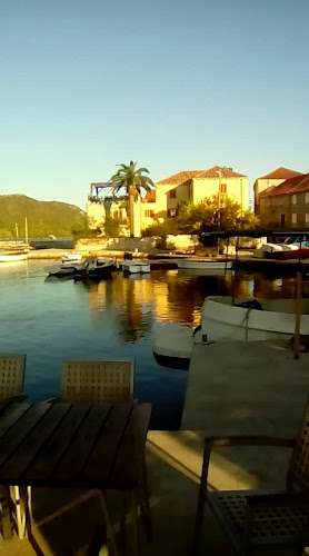 Opinii despre Konoba Mandrač în Broce - Gastronomija i ugostiteljstvo