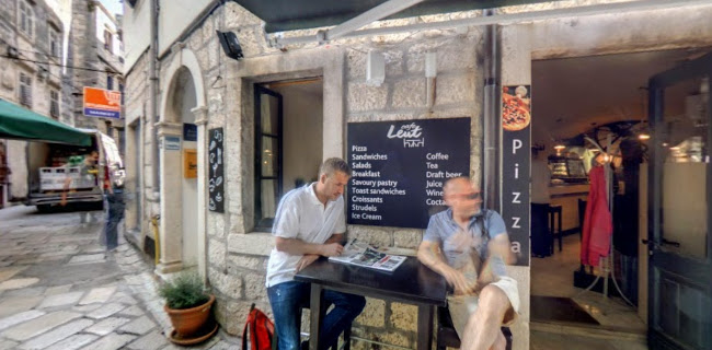 Ul. Hrvatske Bratske Zajednice 33, 20260, Korčula