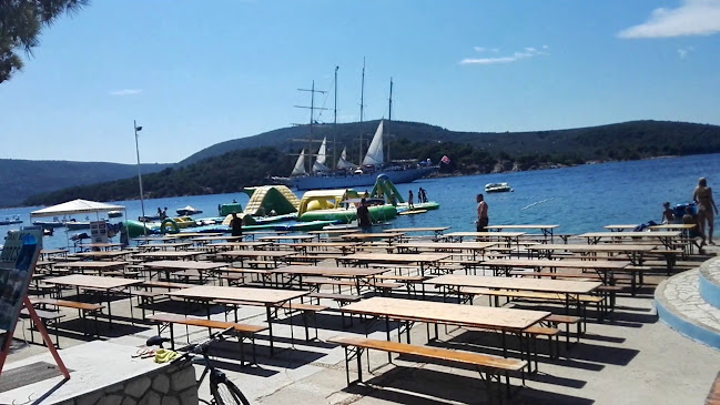 Opinii despre Caffe-bar LANTERNA în Cres - Gastronomija i ugostiteljstvo